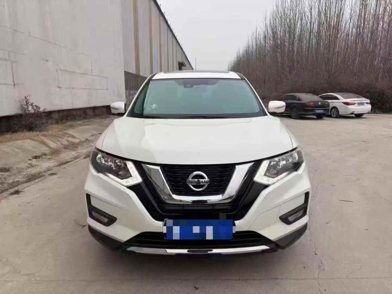 东营21年日产奇骏1