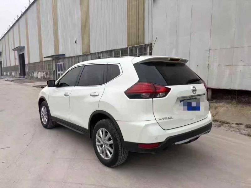 东营21年日产奇骏6