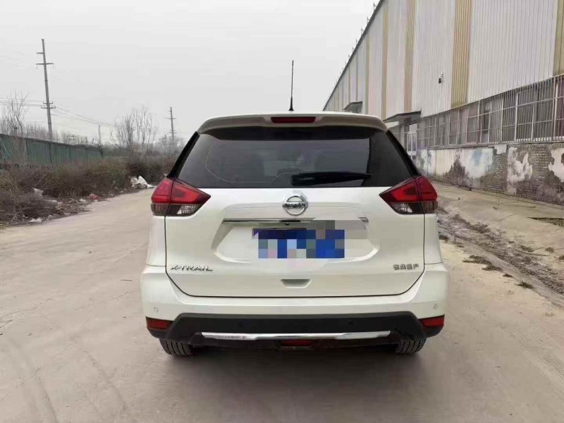 东营21年日产奇骏7