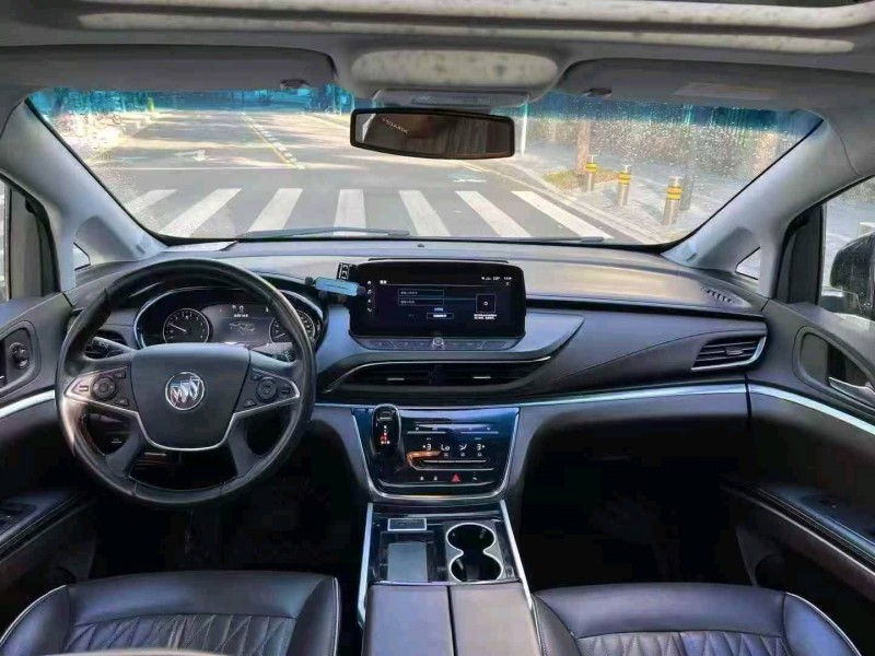 深圳21年别克GL84