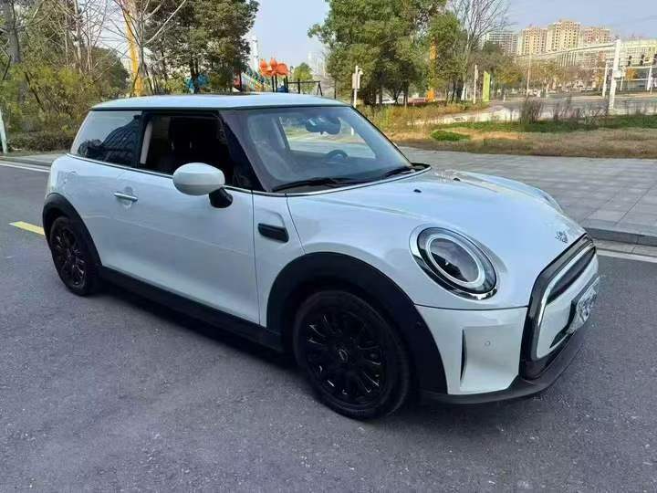 邵阳24年宝马迷你2