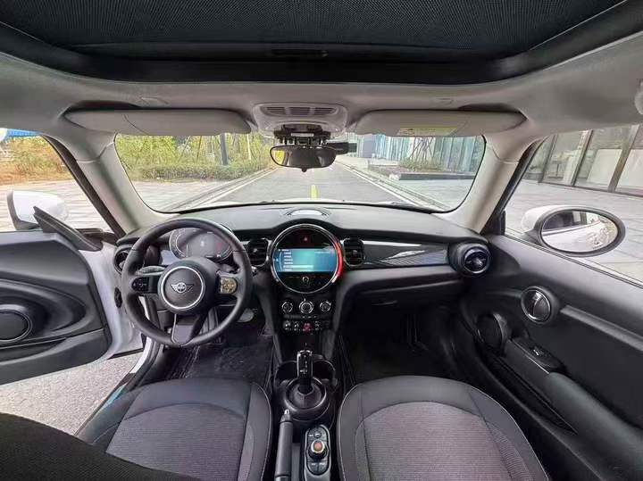 邵阳24年宝马迷你5