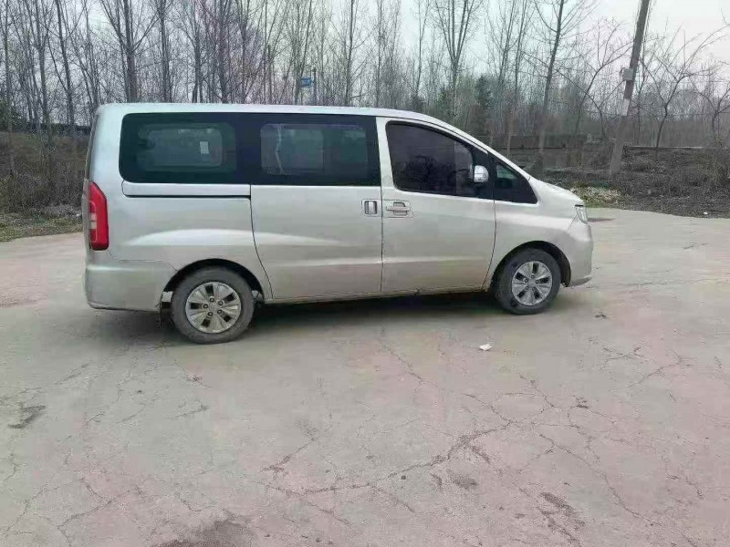 菏泽17年江淮瑞风8