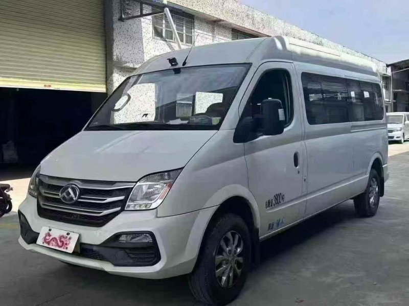 深圳23年大通V802