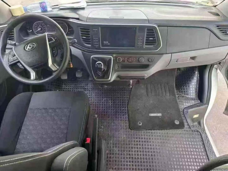 深圳23年大通V804