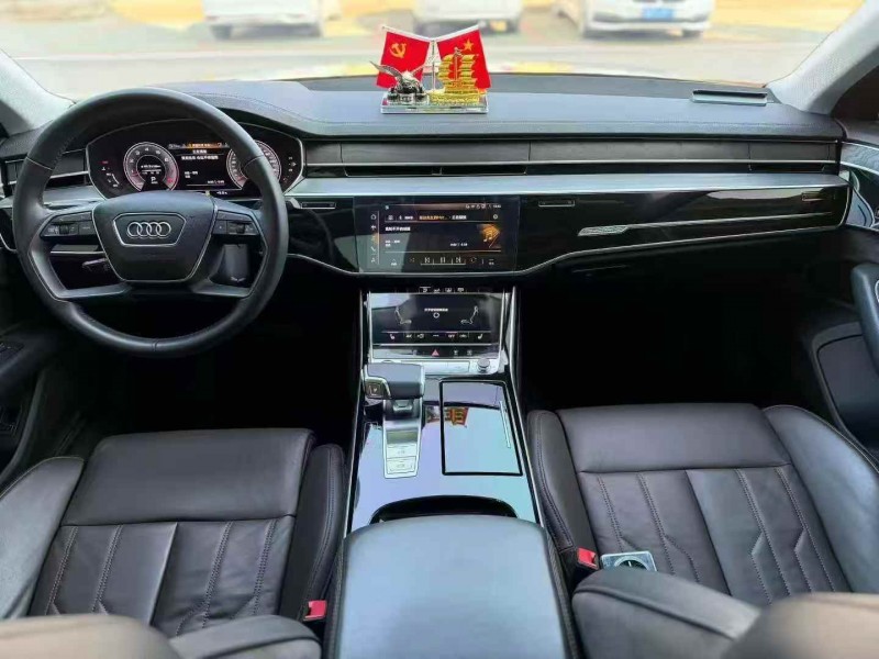 烟台20年奥迪A8L6