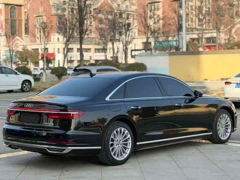 烟台20年奥迪A8L8