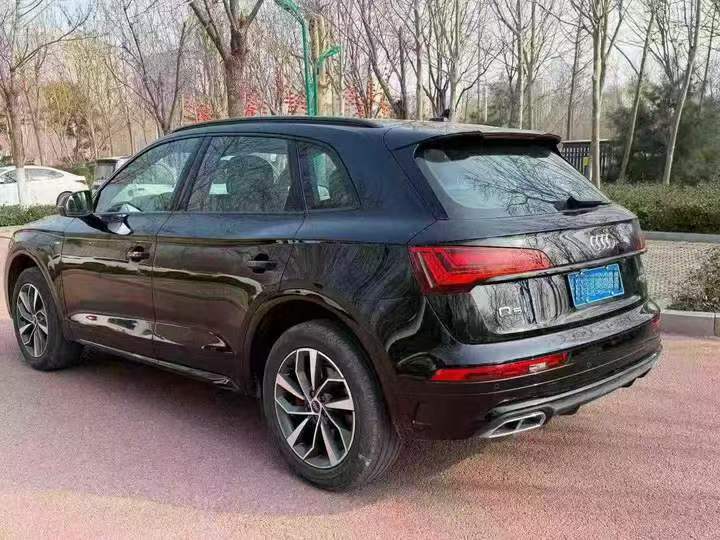 枣庄25年奥迪Q58