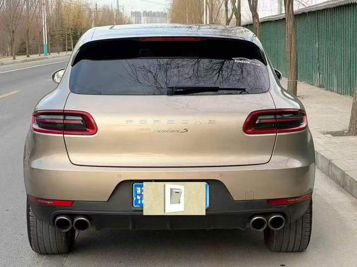 佛山17年保時捷Macan9