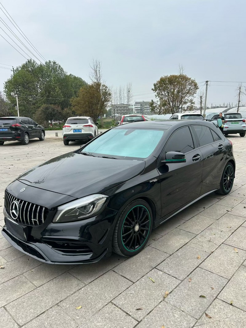 宜昌13年奔驰AMG4