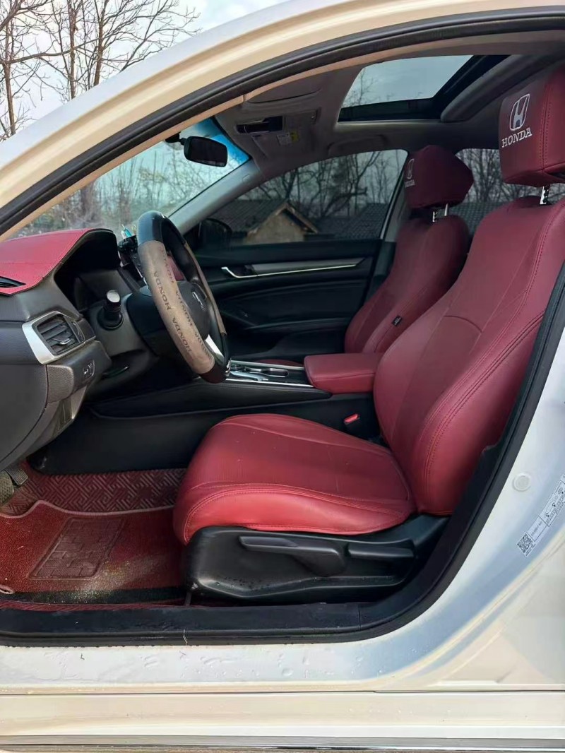 安顺19年本田雅阁4