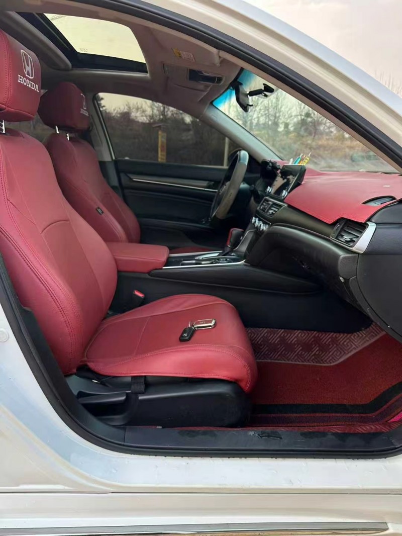 安顺19年本田雅阁5