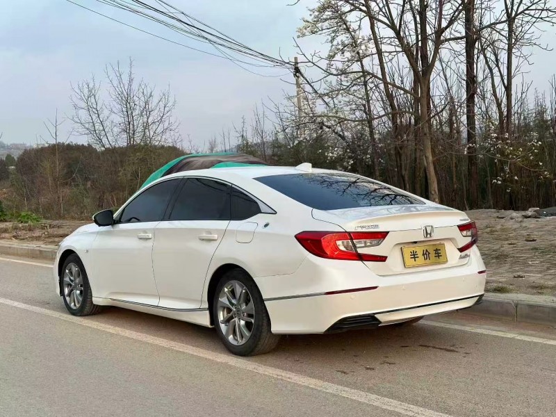 安顺19年本田雅阁7