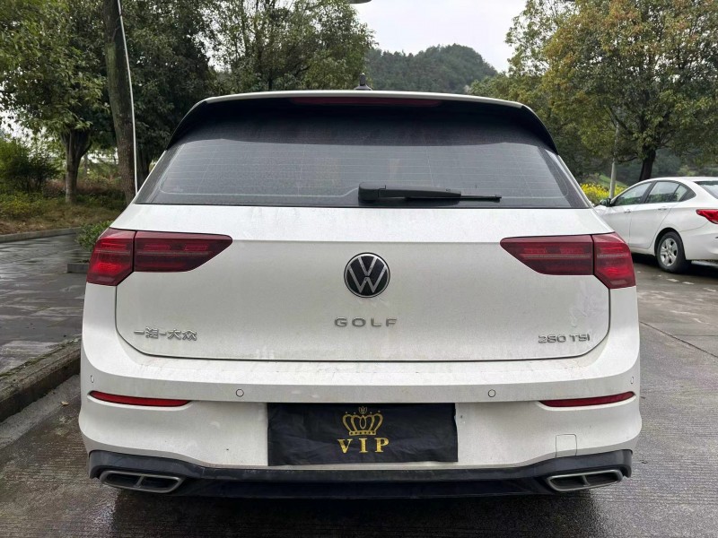 黔西南23年大众高尔夫9