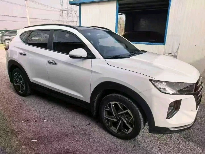 保定20年现代途胜2