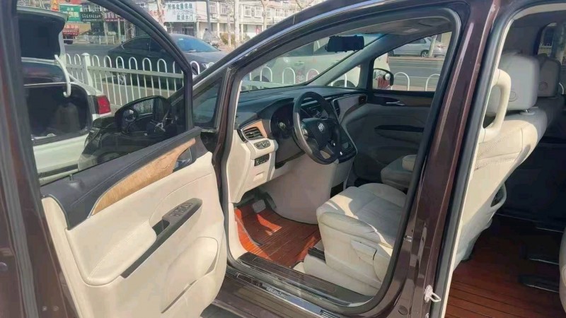 无锡18年别克GL83