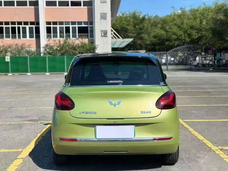 汕頭23年五菱汽車繽果9