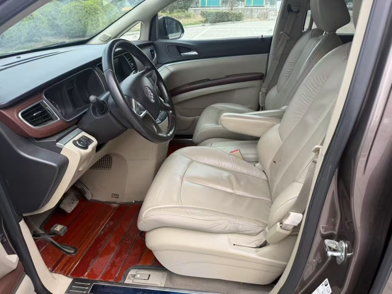 宿迁18年别克GL86