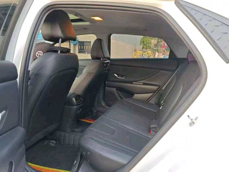 娄底24年现代伊兰特4