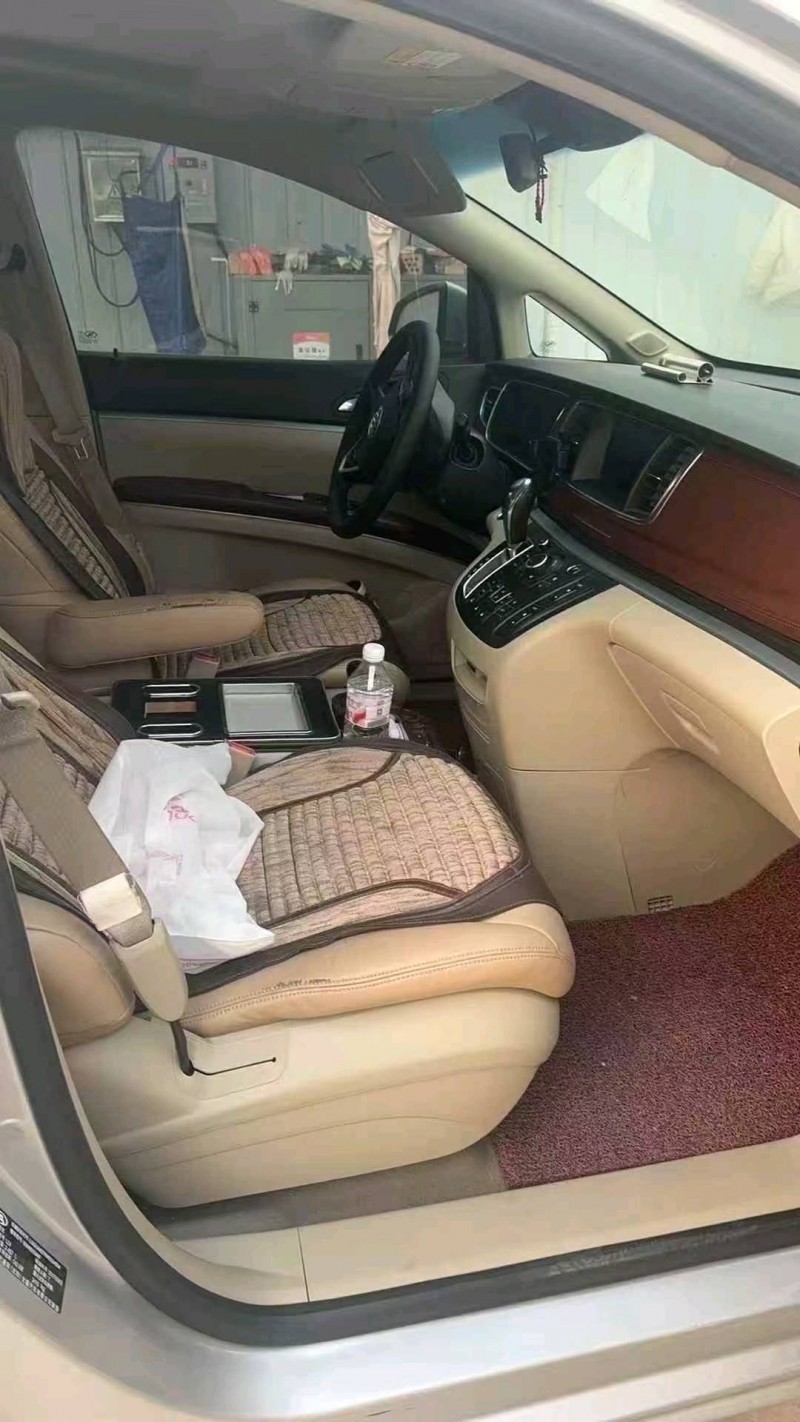 菏泽17年别克GL82