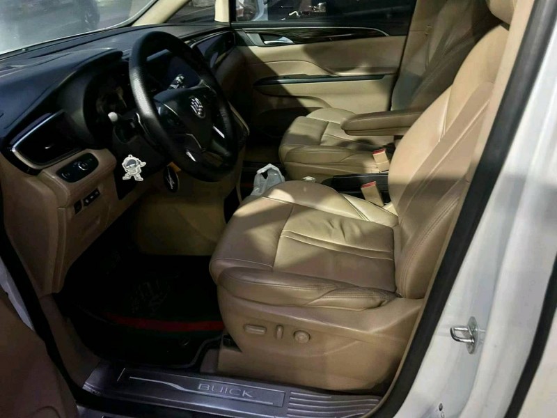 临沂16年别克GL84