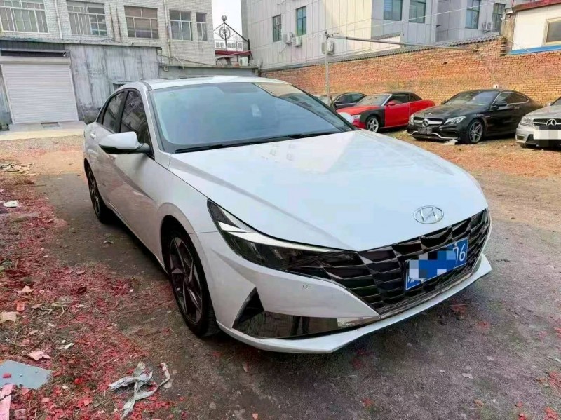 淄博23年现代伊兰特1