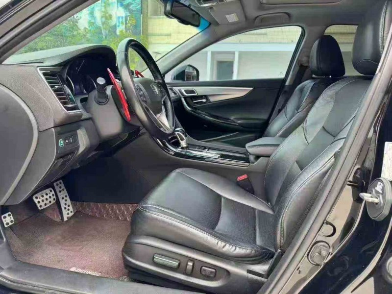 佛山15年本田思铂睿4