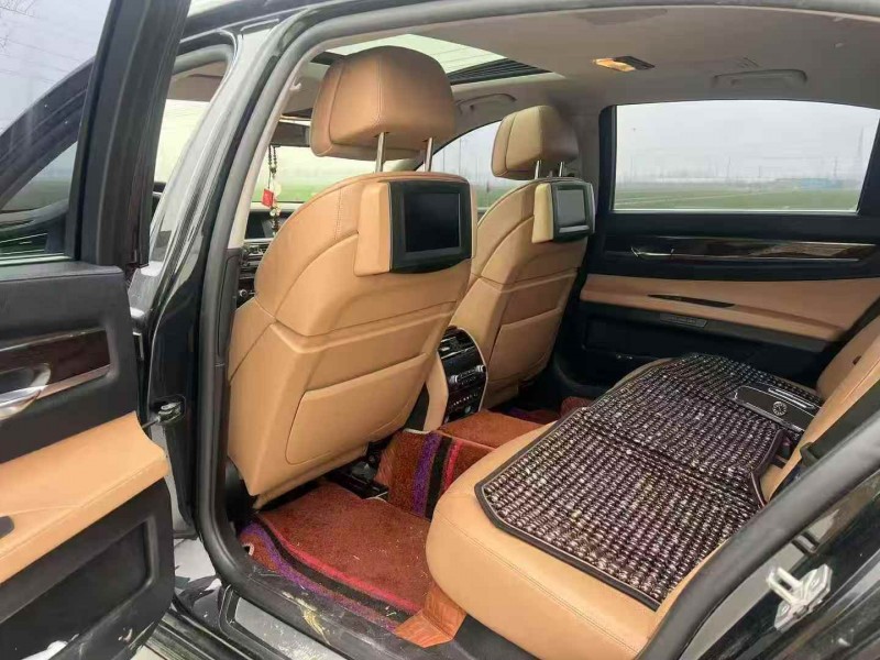 濟寧11年寶馬7系4