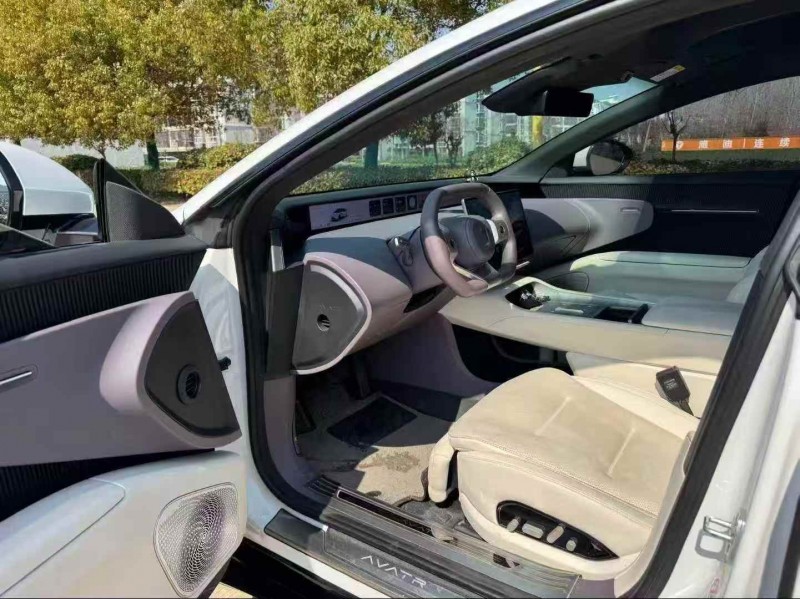 淮安25年阿维塔124