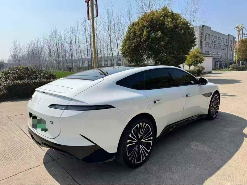 淮安25年阿维塔128