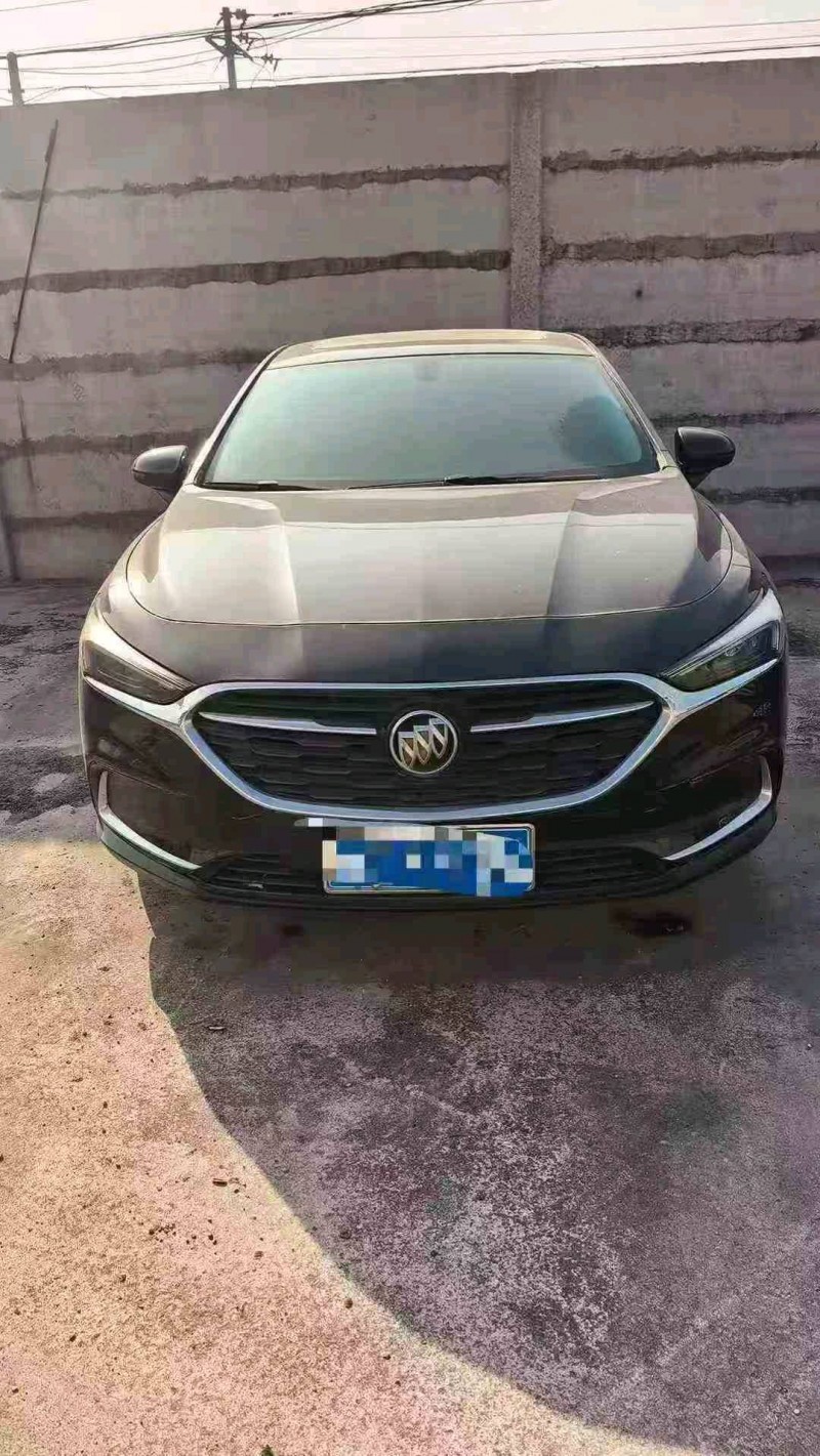 新乡23年别克君越1