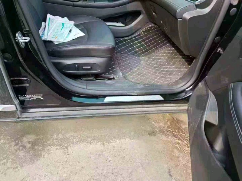 新乡23年别克君越2