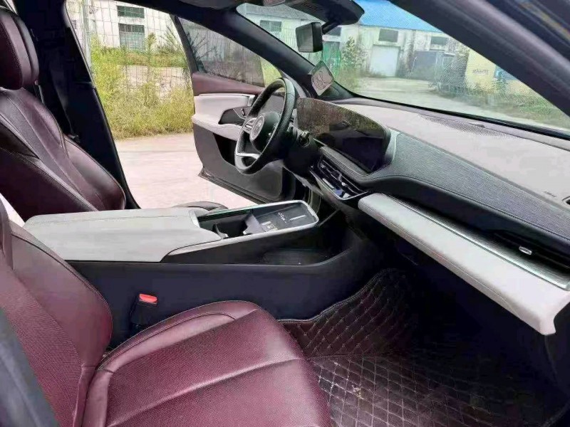 徐州23年别克君越9