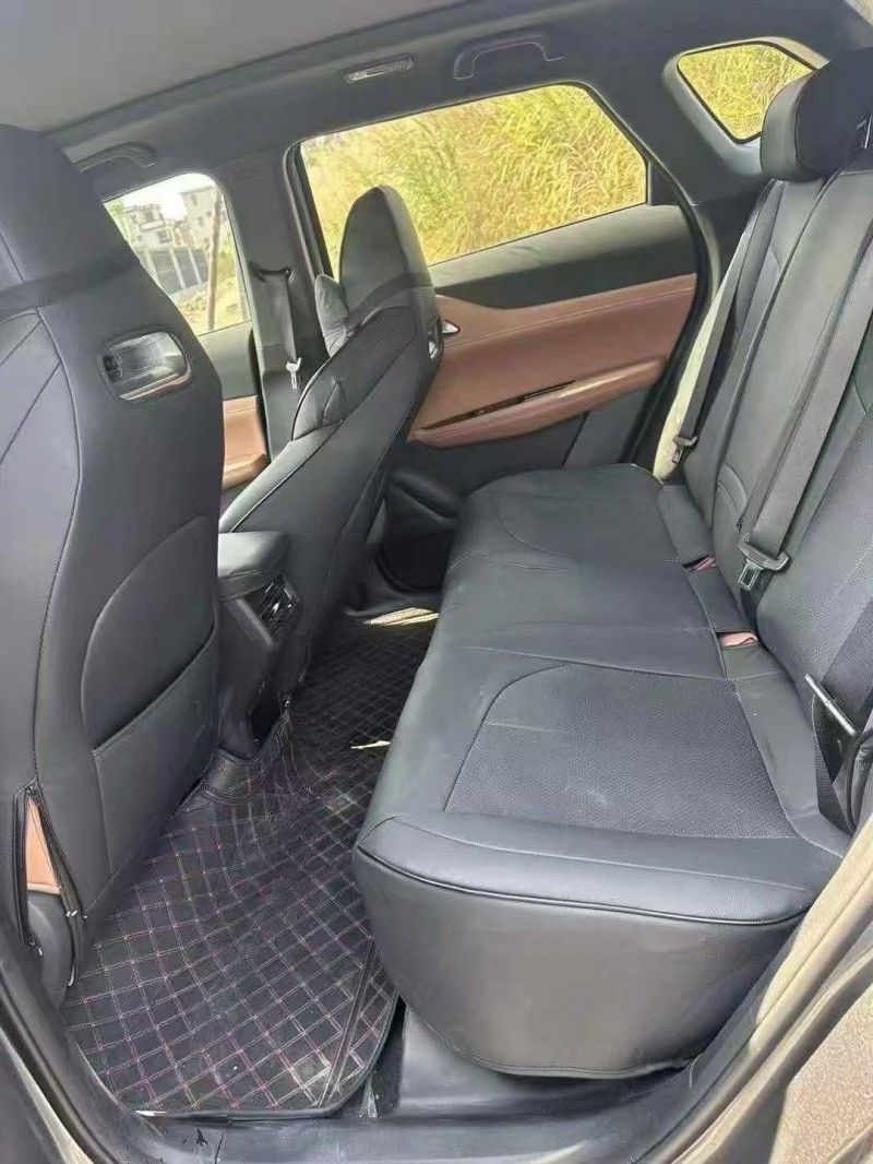 湛江25年長安汽車UNI5