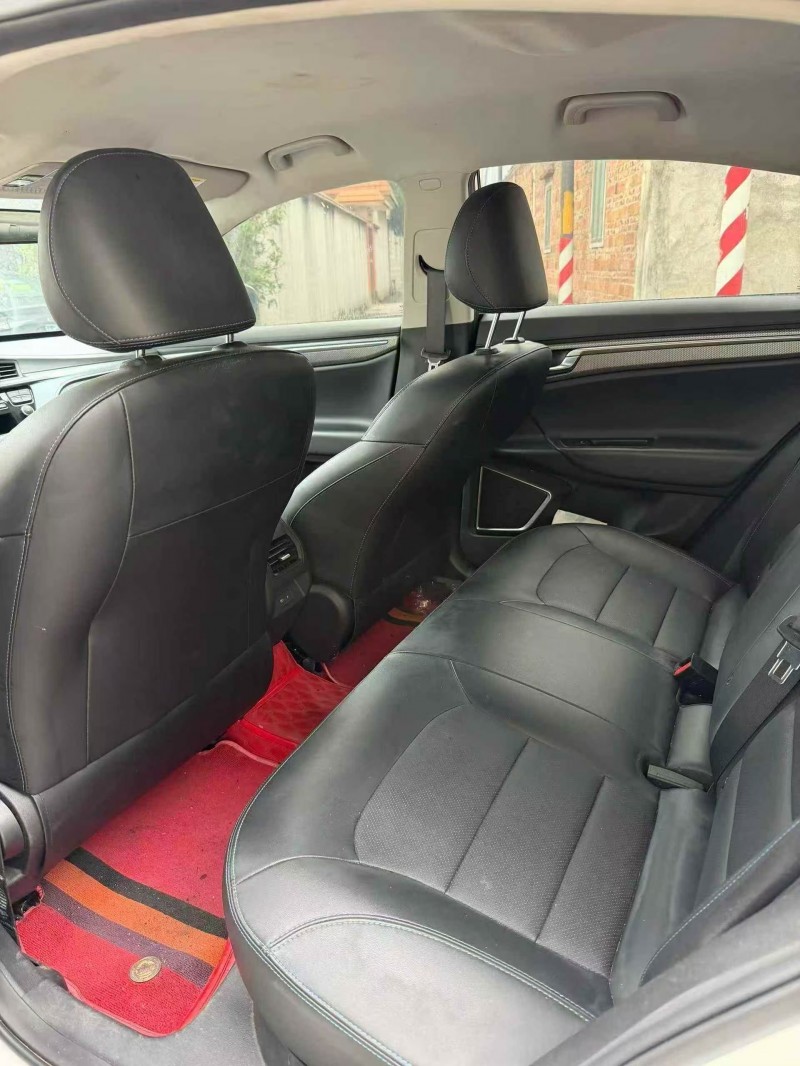 湛江23年吉利帝豪5