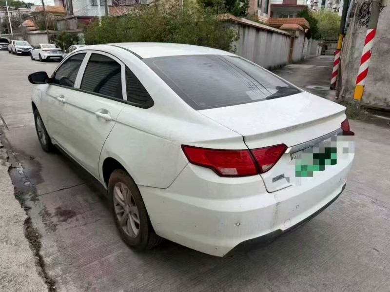 湛江23年吉利帝豪8