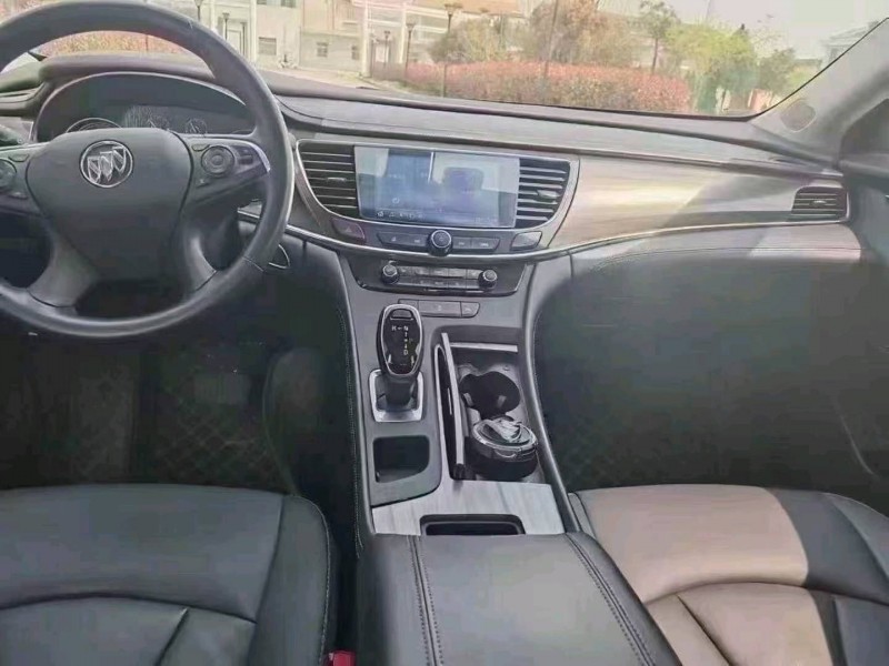 徐州22年别克君越7