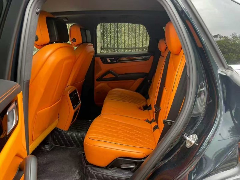 佛山18年保时捷卡宴6