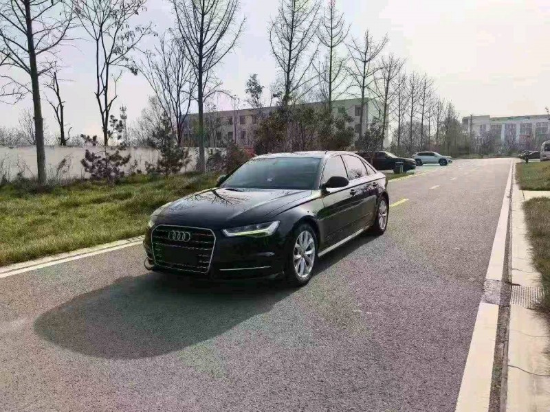 济宁19年奥迪A6L2