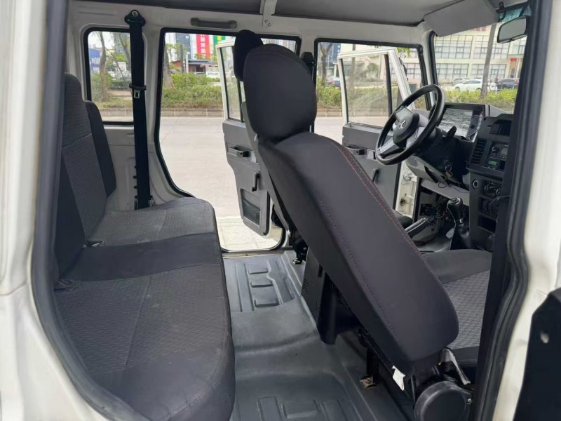 湛江18年北汽制造战旗皮卡6