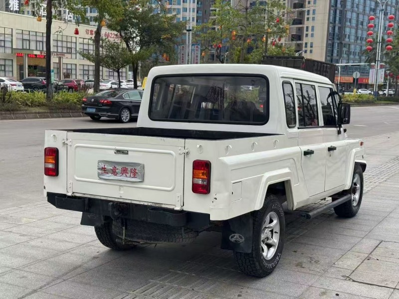 湛江18年北汽制造战旗皮卡7