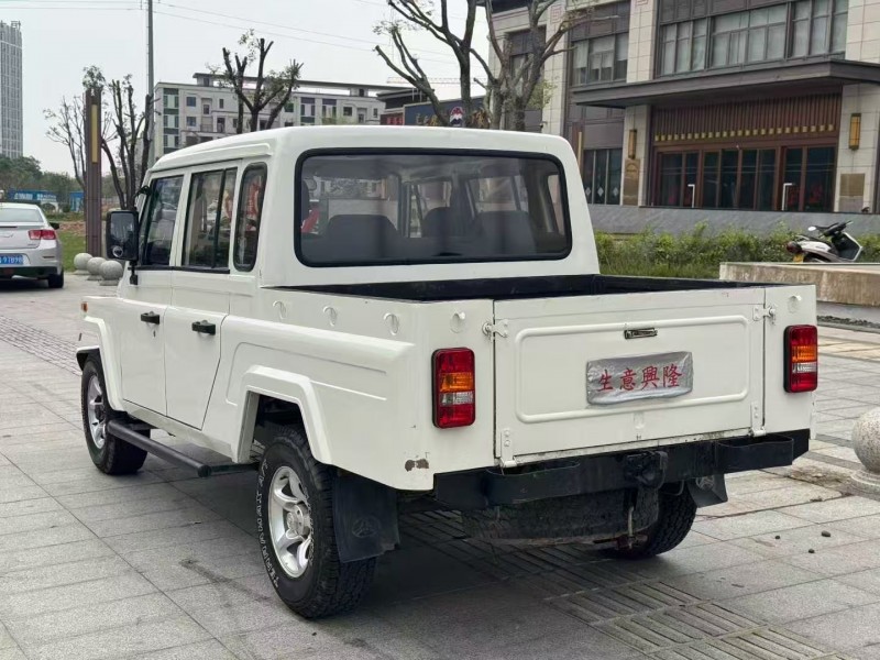 湛江18年北汽制造战旗皮卡8