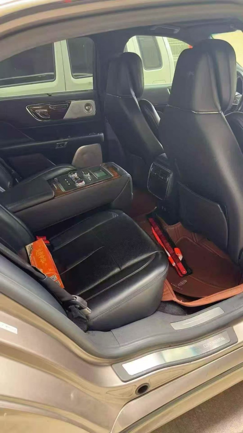 湛江18年林肯大陆6