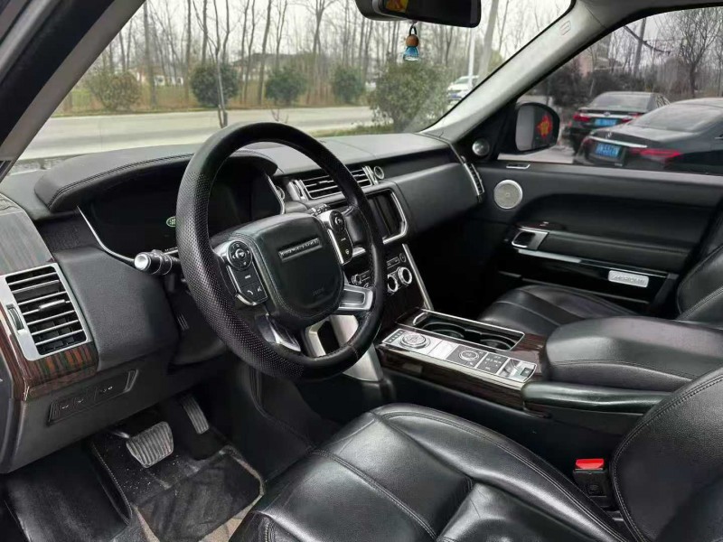 徐州17年路虎攬勝行政6