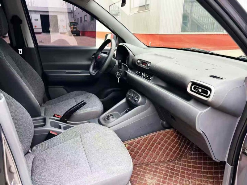 棗莊24年五菱汽車宏光5