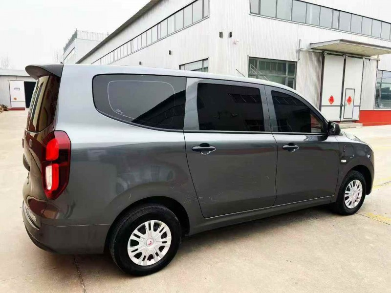 棗莊24年五菱汽車宏光8