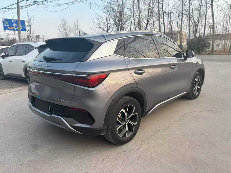 徐州24年比亞迪元8