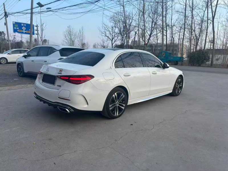 徐州24年奔驰CL8