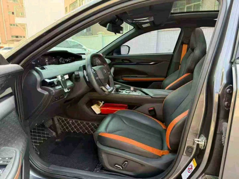 汕头23年长安汽车UNI6