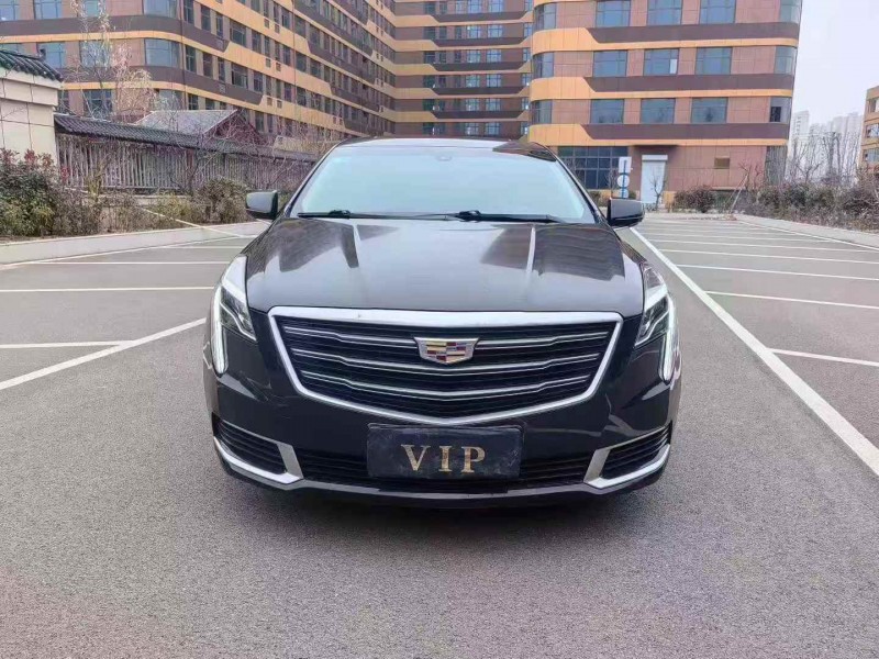 济宁19年凯迪拉克XTS1